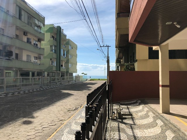 Foto 2 - apartamento  quadra do mar - meia praia  itapema